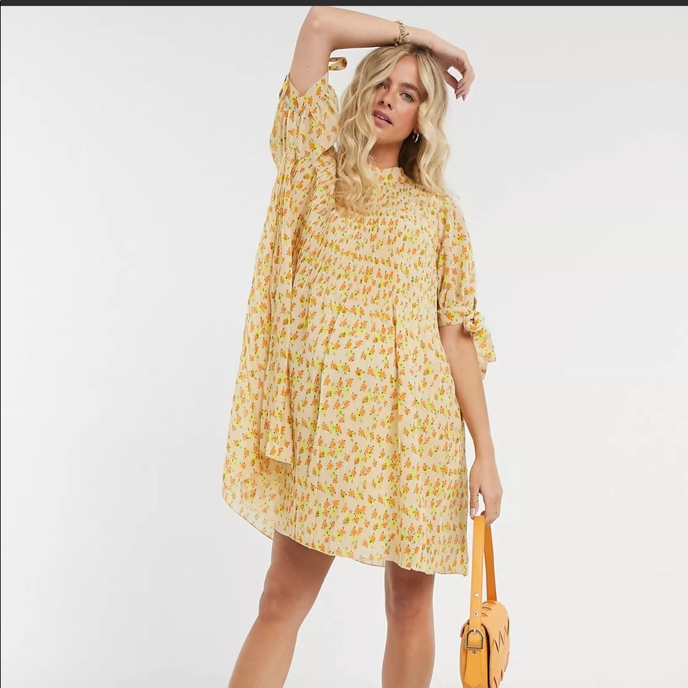 NWT ASOS Maternity floral dress size 4